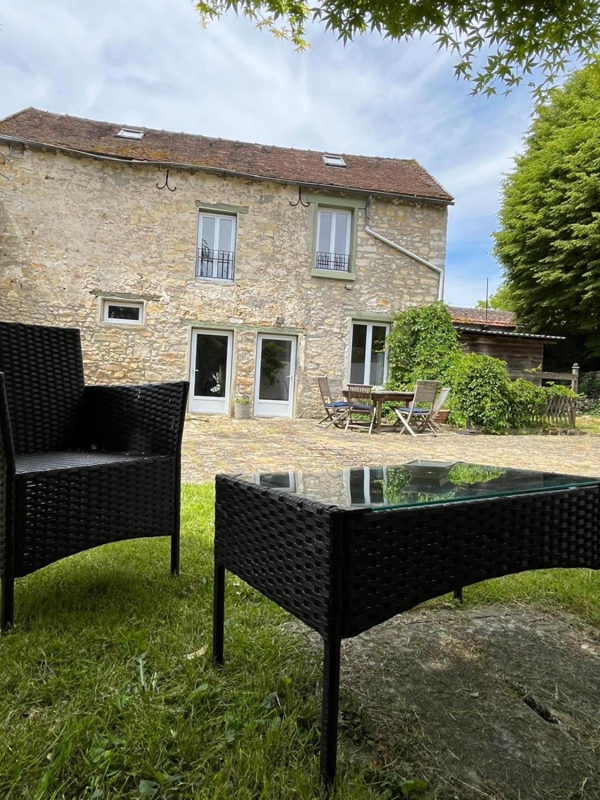 Bed and Breakfast Les Ecuries Recloses Екстер'єр фото